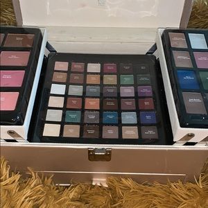 Makeup Box